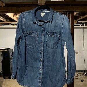 L.L.Bean Women’s Blue Denim Shirt (Small/Tall)